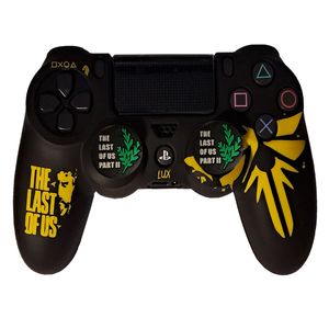 محافظ دسته پلی استیشن 4 مدل last of us ps4237 به همراه روکش آنالوگ